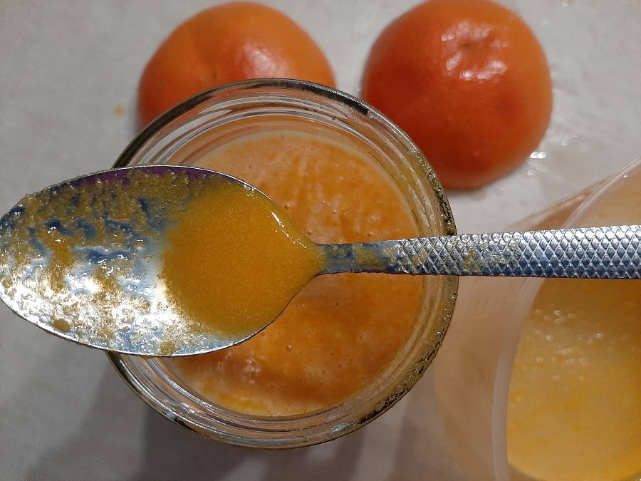 Grejpfrutowy syrop na odporność z miodem, czosnkiem i kurkumą
