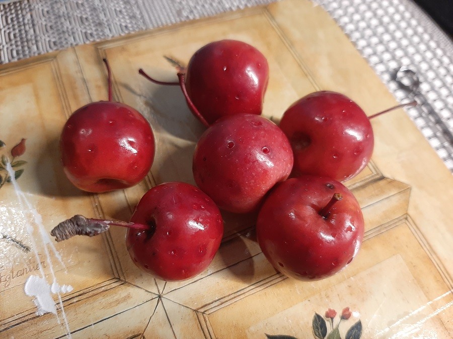 Konfitura z rajskich jabłuszek