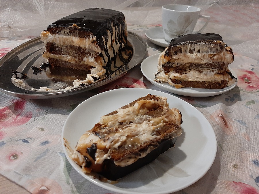 Krem z mascarpone i masłem orzechowym do tortów, deserów i babeczek