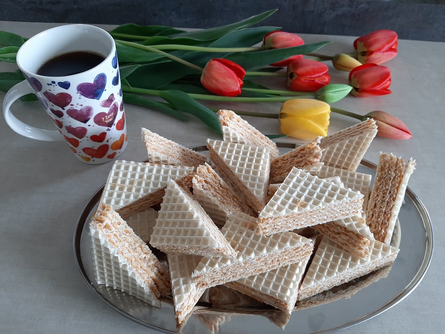 Wafelki z masą kajmakową