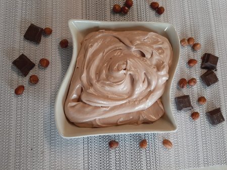 Krem z mascarpone i nutellą