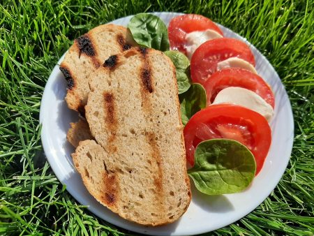 Grillowany chleb z masełkiem czosnkowym