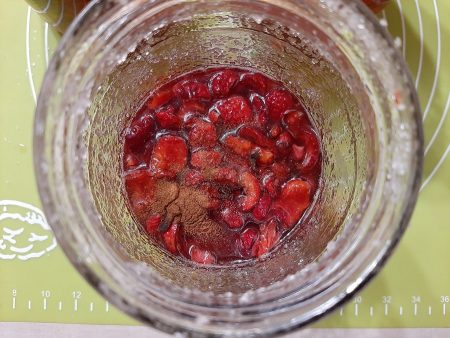 Nalewka z rajskich jabłuszek z trawą cytrynową